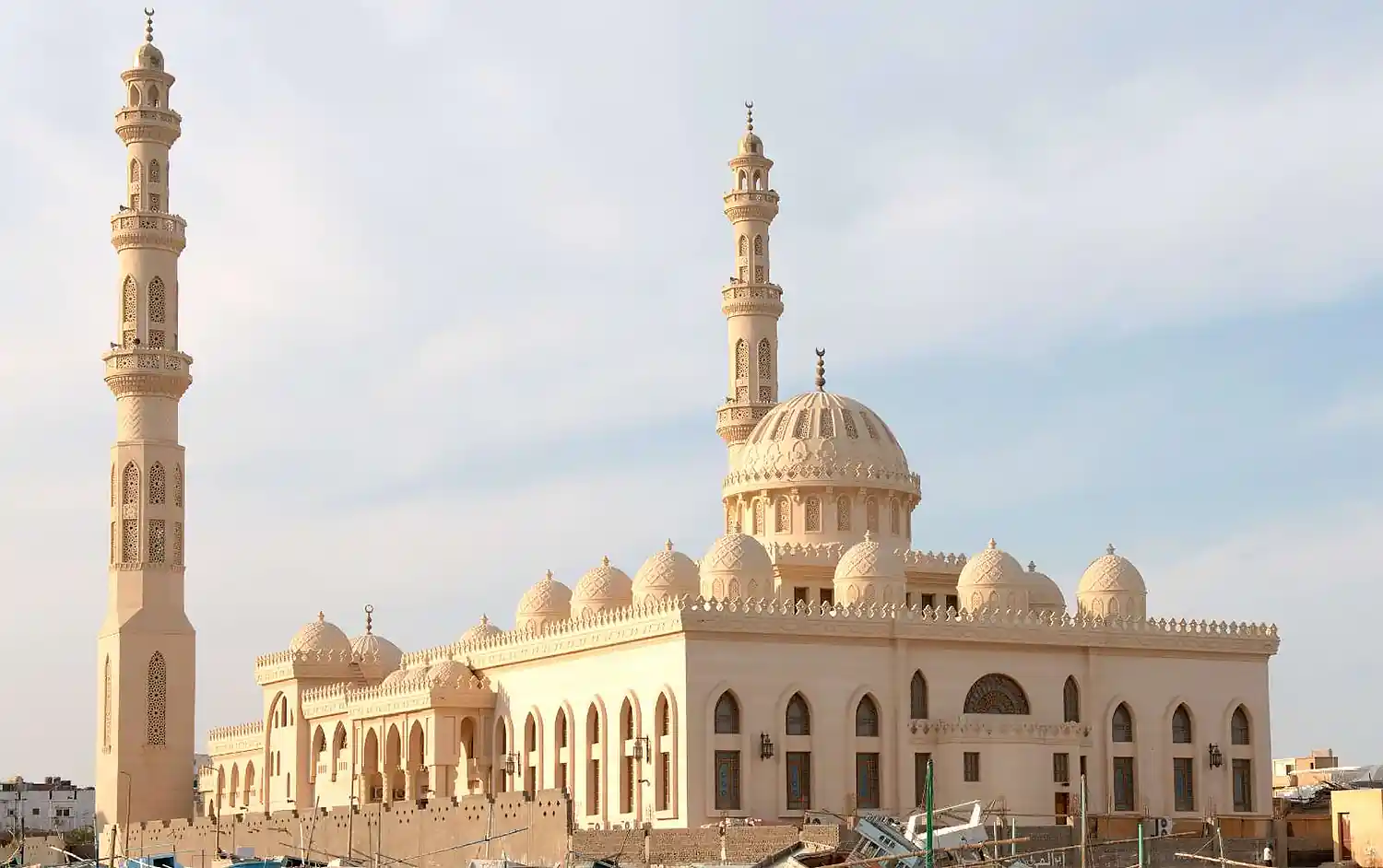 Мечеть El Mina (Абдульхасана Эльшази) в Хургаде