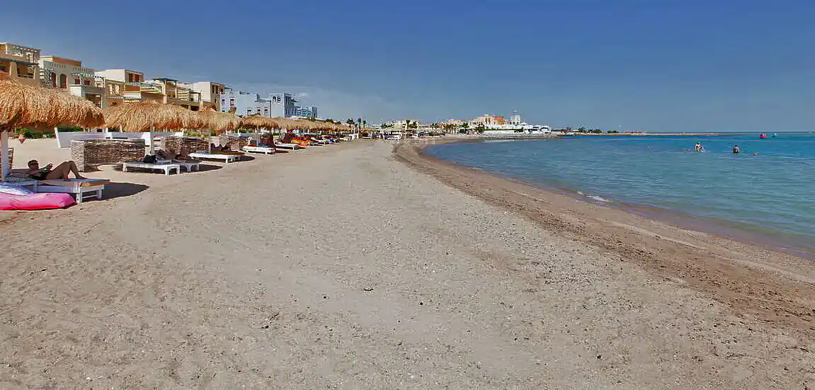 Пляж Марина в Эль-Гуне