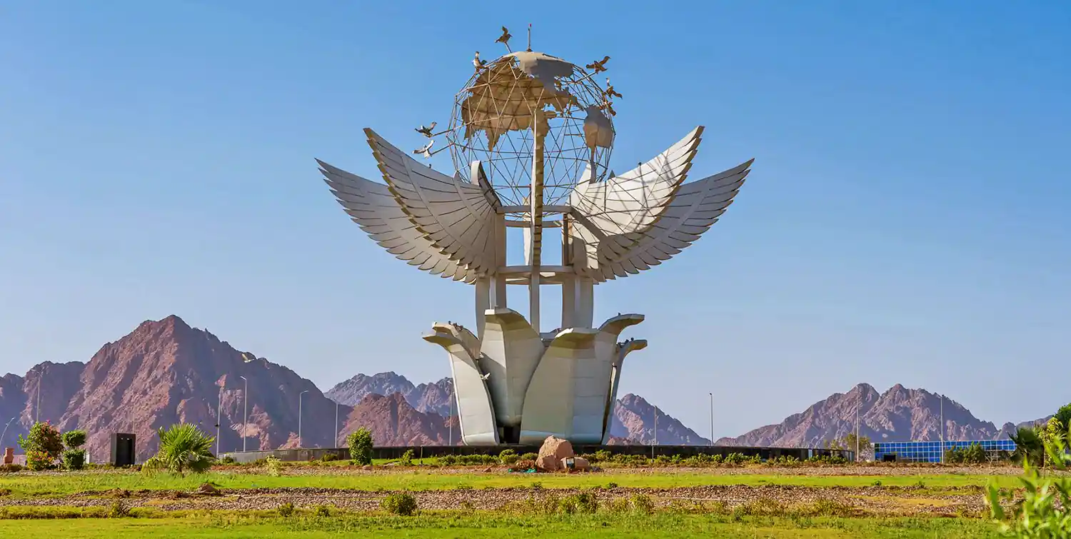 Памятник мира в Шарм-эль-Шейхе
